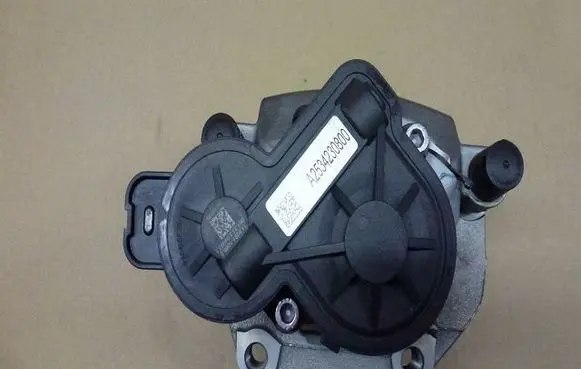 Mercedes-Benz GLC C253 Front brake caliper A2534230800