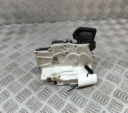 Volkswagen ID.4 Rear door lock 4K0839015T