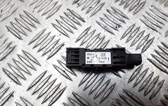 Jeep Grand Cherokee (WK) Airbag deployment crash/impact sensor 04671779AC