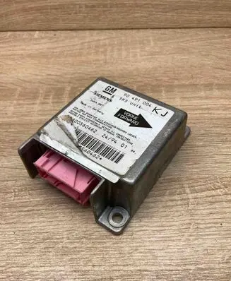 Opel Omega B1 Airbag control unit/module 90491004