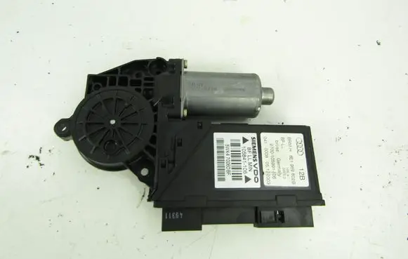 Audi A4 S4 B6 8E 8H Front door window regulator motor 8E1959802B