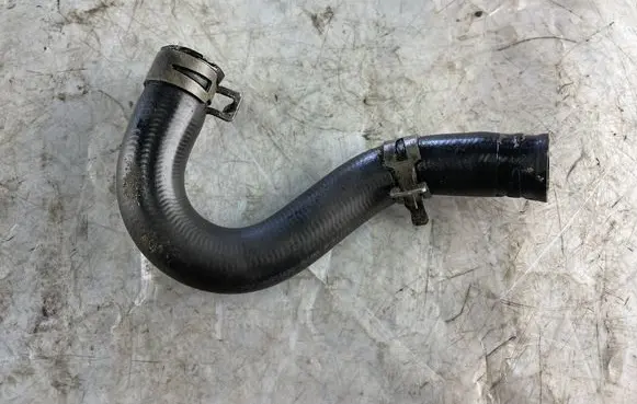 Jeep Grand Cherokee (WK) Breather hose/pipe 