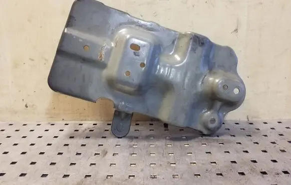 Chevrolet Captiva Battery tray 