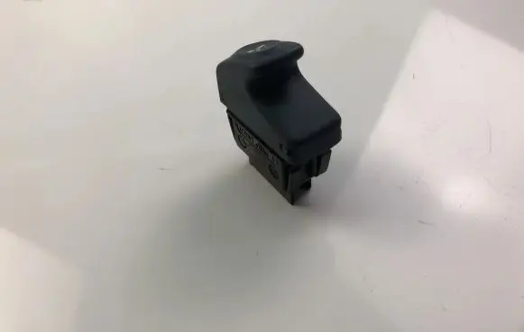 Renault Scenic II - Grand scenic II Electric window control switch 838098C