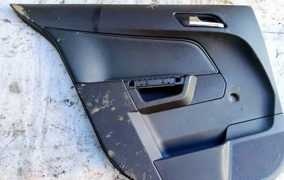 Opel Astra H Rear door card panel trim 13177097