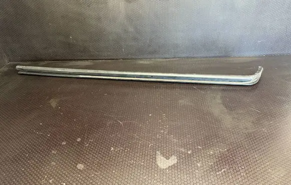 Opel Vivaro Sliding door upper top rail 
