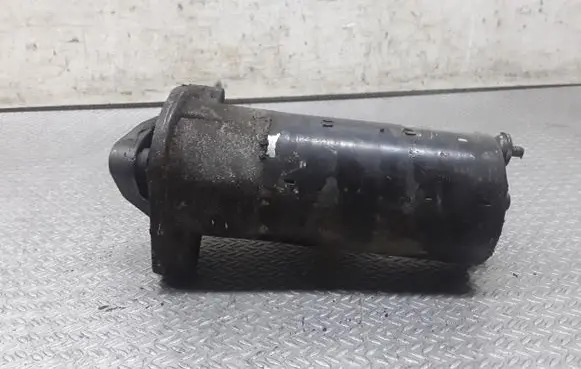 Audi A4 S4 B5 8D Starter motor