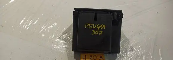 Peugeot 307 Car ashtray 