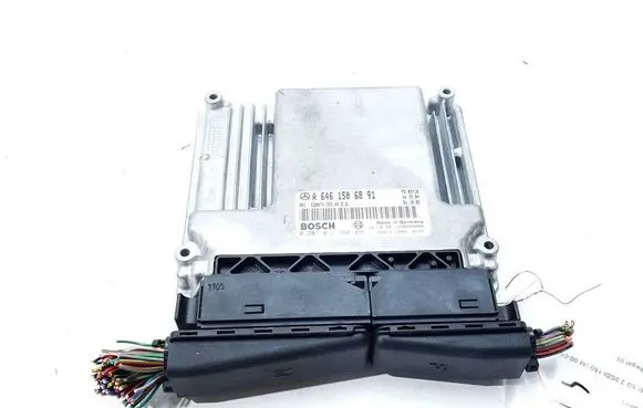 Mercedes-Benz C AMG W203 Engine control unit/module ECU 6461506891