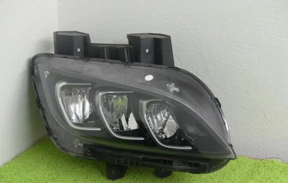Hyundai Kona I Headlight/headlamp 92102-J9600