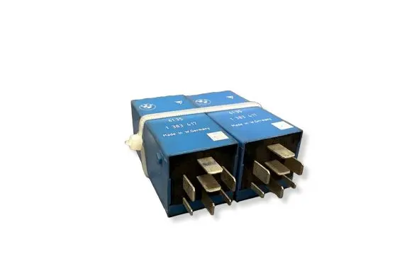 BMW 5 E39 Other relay 1383417