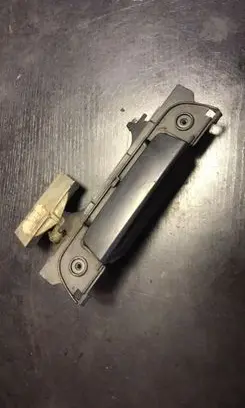 BMW 5 E34 Front door exterior handle 51221928207