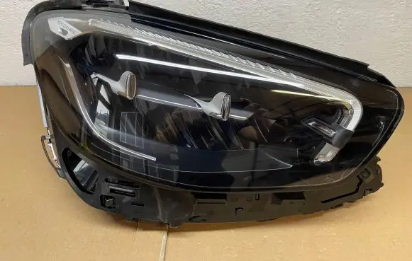 Mercedes-Benz E W213 Headlight/headlamp A2139069609