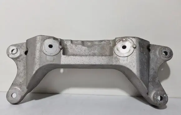 BMW 1 F20 F21 Gearbox mounting bracket 6788826 22316788826 68572910