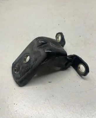 Nissan X-Trail T32 Loading door upper hinge 1120009