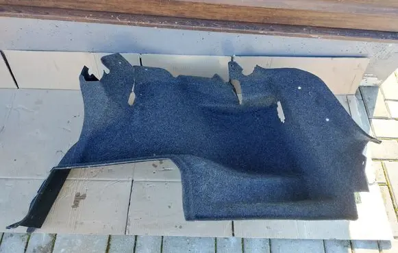Volkswagen Jetta VI Trunk/boot side trim panel 5C6867428D