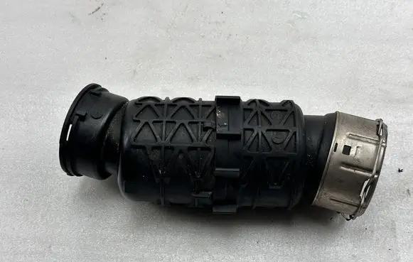 Volvo XC90 Intercooler hose/pipe 5800637540