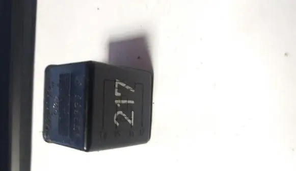 Audi A6 S6 C5 4B Other relay 443951253S
