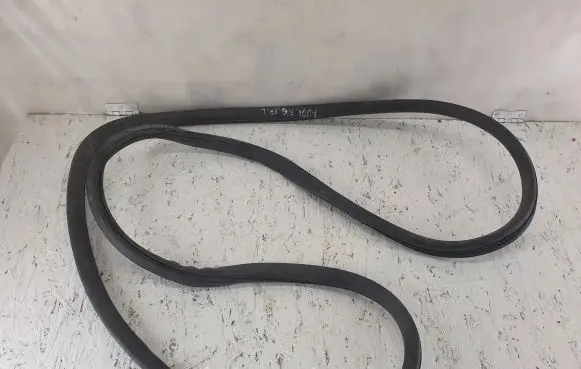 Audi A6 S6 C6 4F Front door rubber seal