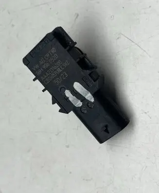 Seat Leon IV Rear glass lock/latch Q473 06H906052B