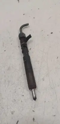 Ford Focus Fuel injector EJBR01601Z 0195JU21W4