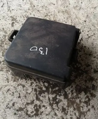 Hyundai i30 Fuse box cover