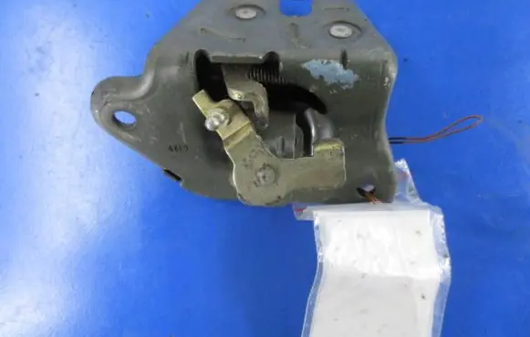 Fiat Seicento/600 Tailgate/trunk/boot lock/catch/latch
