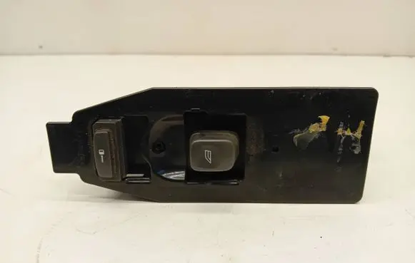 Volvo S60 Electric window control switch 8682950 MP17DC00211