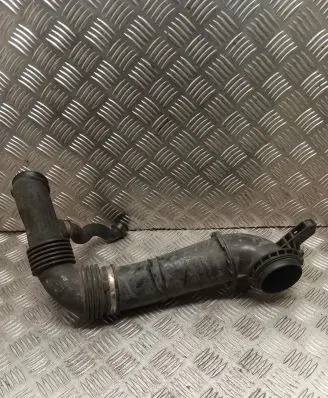 Ford Focus C-MAX Turbo air intake inlet pipe/hose 7689484400