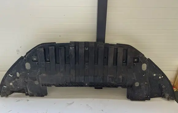 Renault Talisman Front bumper skid plate/under tray 