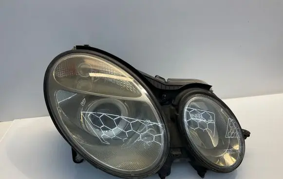 Mercedes-Benz E W211 Headlight/headlamp