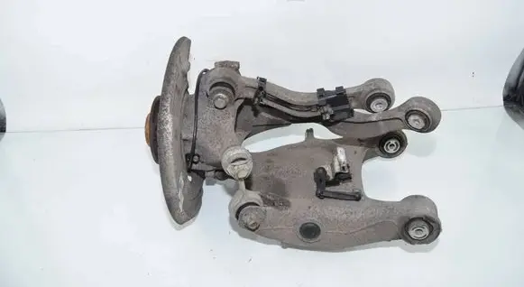 BMW 5 F10 F11 Rear wheel hub 6796100 33326796100 33326780358