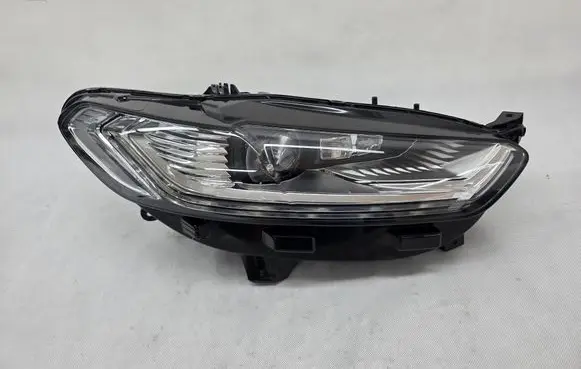 Ford Mondeo MK V Headlight/headlamp ES73-13D154-AF SPES73-13D154-AF
