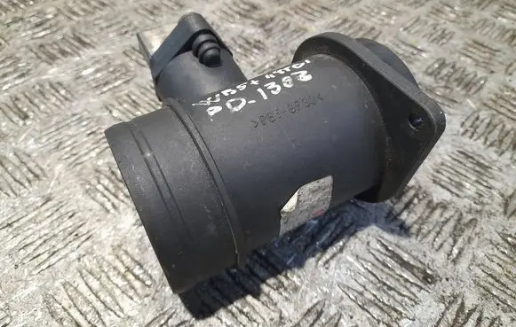 Volkswagen PASSAT B5.5 Mass air flow meter 0281002463