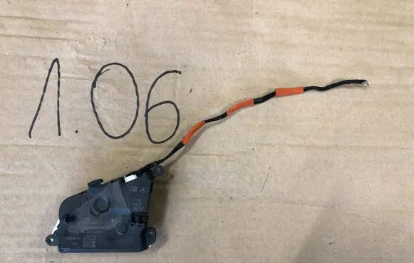 Volkswagen Golf VIII Multifunctional control switch/knob 1EA959442J 2400040054 05107801