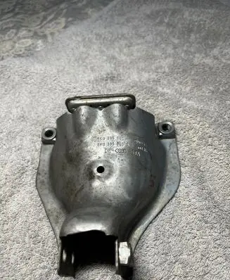 Audi A4 S4 B8 8K Engine mounting bracket 8K0399060A 8K0399060