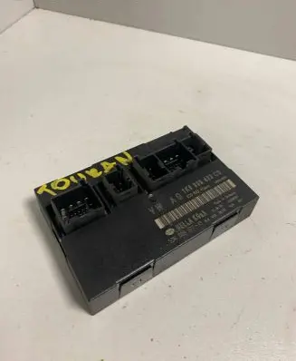 Volkswagen Touran I Comfort/convenience module 1K0959433CB 00020000 00897713