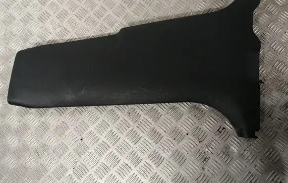 (B) pillar trim (bottom)