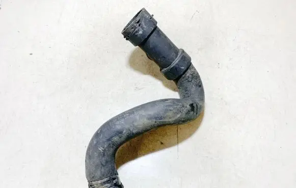 Audi A6 S6 C5 4B Engine coolant pipe/hose 8d0121049