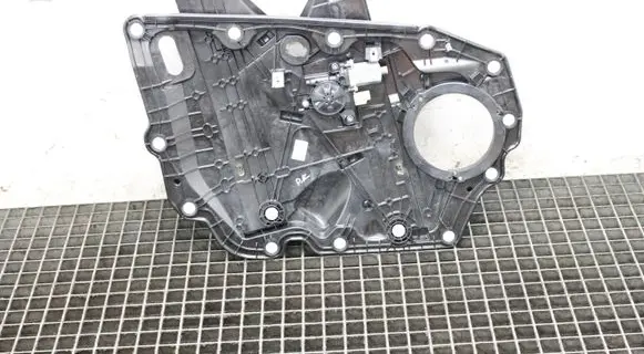 Ford Kuga III Front door electric window regulator CM0940700