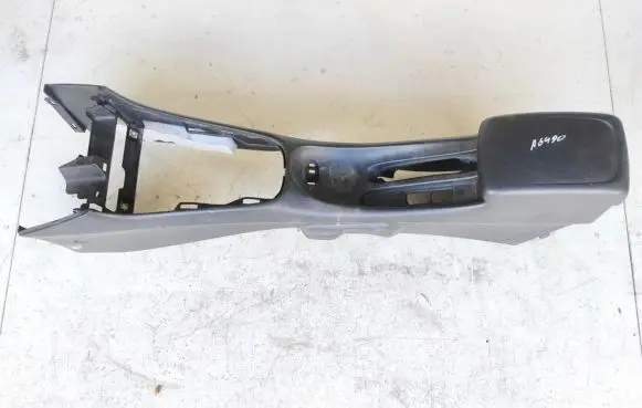 Nissan Almera N16 Armrest 969105m300