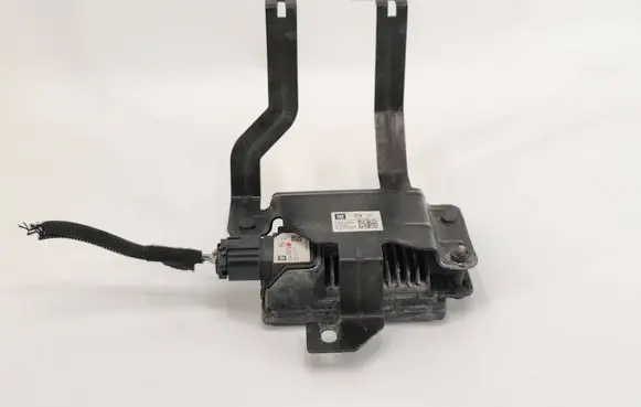 Opel Insignia A Distronic sensor radar 23438076 284191010 4280762162030103