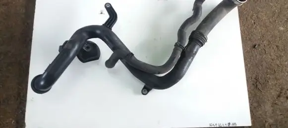 Volkswagen Touran I Intercooler hose/pipe 1K0145770 1K0145762