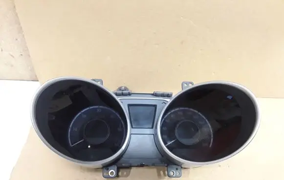 Hyundai ix35 Speedometer (instrument cluster) 940082Y390 940082Y450 1100162750