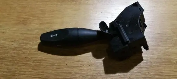 Ford Mondeo Mk III Indicator stalk 1s7t13835ad a06
