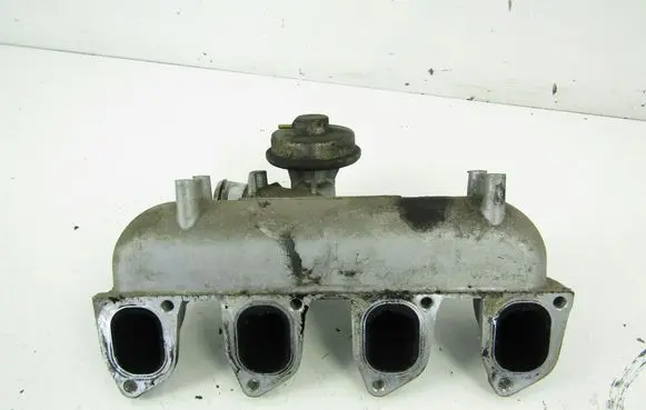 Ford Focus C-MAX Intake manifold 