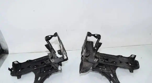 BMW 6 F06 Gran coupe Headlight/headlamp mounting bracket 5A986D5 5A986D6 51645A986D5