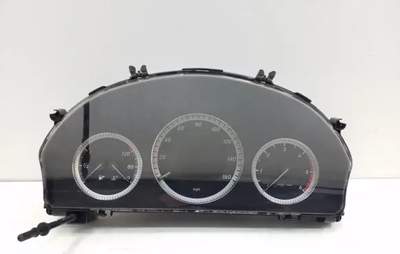 Mercedes-Benz C W204 Speedometer (instrument cluster) A2049002605