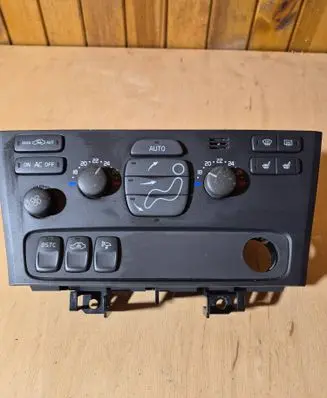 Volvo V70 Climate control unit 