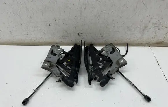 Audi Q5 SQ5 FY Engine bonnet/hood hinges 80A823301B 80A823823